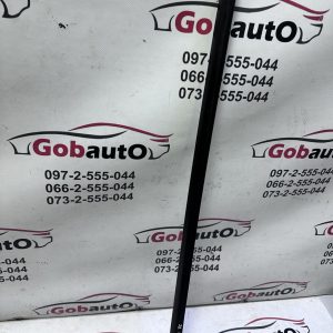 Б/У Молдинг дверки передньої лівої NISSAN JUKE 808211KA0A
