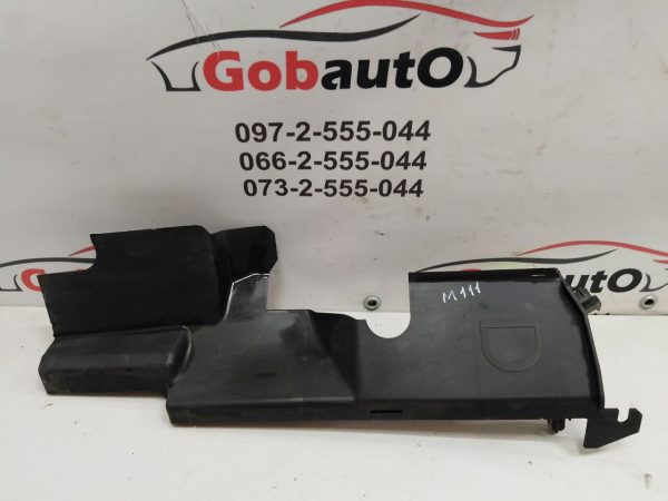 Б/У Дефлектор радіатора правий RENAULT SCENIC III XMO М111 214988286R