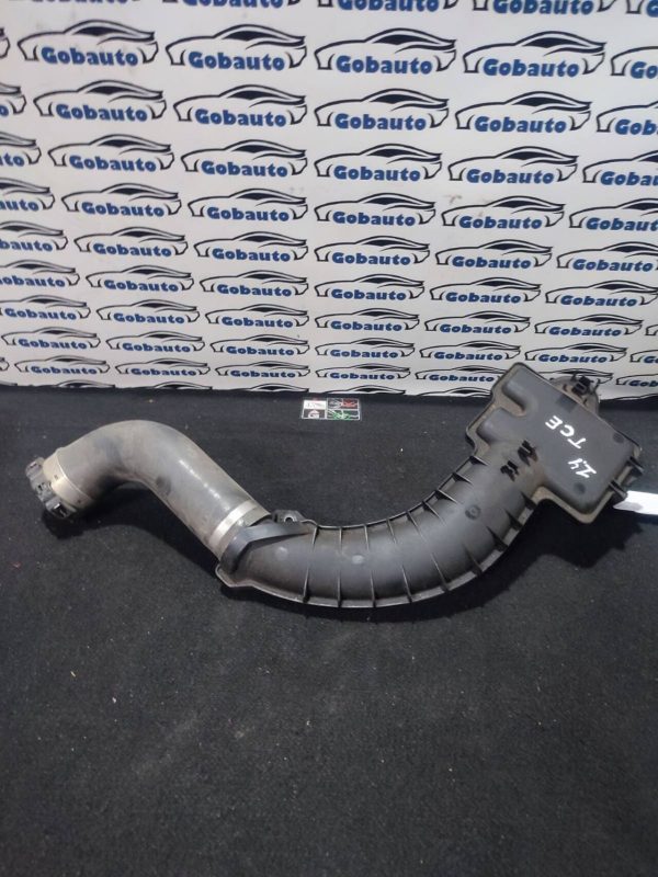 Б/У Патрубок інтеркулера 1.4 TCE RENAULT MEGANE III Scenic III Grand IIІ 14460002r