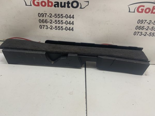Б/У Накладка багажинка ліва RENAULT GRAND SCENIC III М105 849510081R
