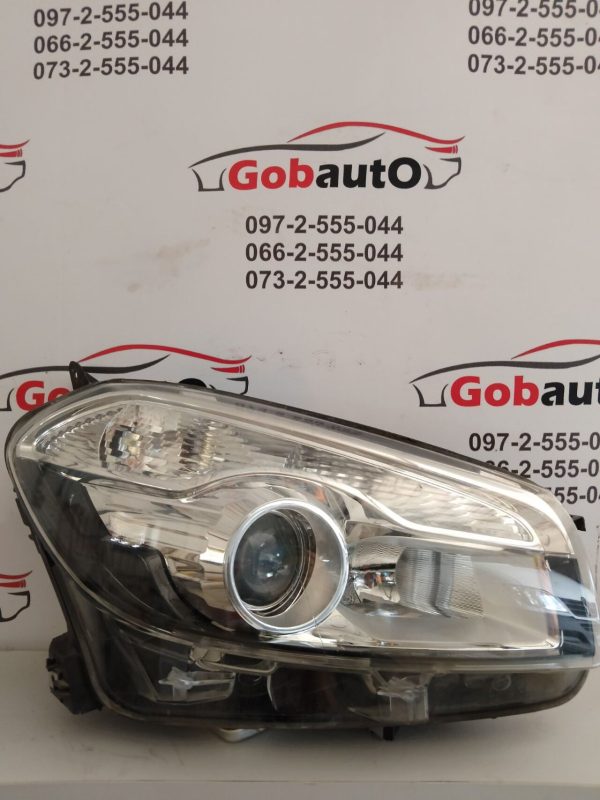 Б/У Фара перед права ксенон NISSAN QASHQAI J10 поломані крплення. 26010-BR61B