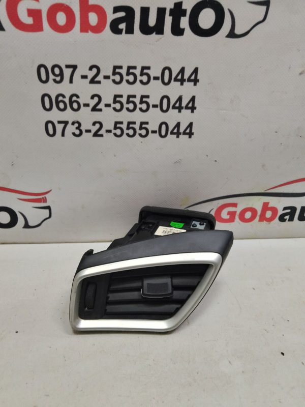 Б/У Дефлектор повітряний лівий NISSAN QASHQAI J11 M114 687614EH0A
