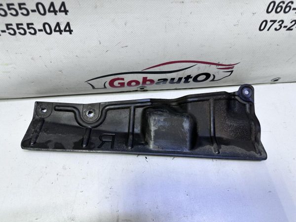 Б/У Захист днища задній правий  NISSAN JUKE 748141KE0A
