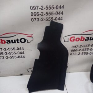 Б/У Накладка центрально консолі  права RENAULT MEGANE III M127 689310003R