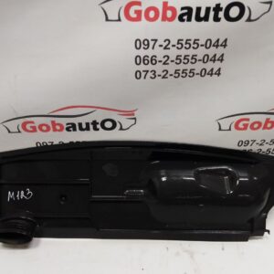 Б/У Дефлектор  радіатора верхній RENAULT MEGANE III 214766469R