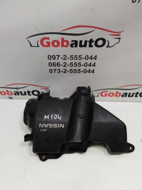 Б/У Накладка двигуна декоративна кришка  NISSAN JUKE M104 175751FE0B