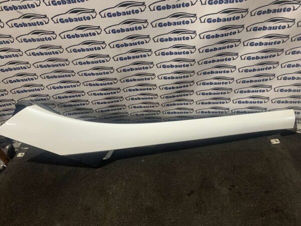 Б/У Накладка стійки кузова ліва  RENAULT SCENIC III рестайлінг 768351859R