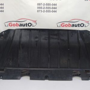 Б/У Захист двигуна RENAULT CLIO III 8200520829