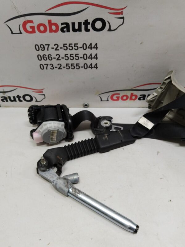 Б/У Ремінь безпеки передній правий Англія  NISSAN QASHQAI J11 M114 868844EA1A