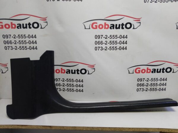 Б/У Накладка порога  права  MERCEDES A180 W176 A246 680 04 06