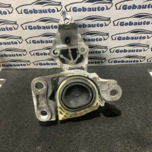 Б/У Подушка двигуна 1.5 dCi  RENAULT MEGANE III GRAND SCENIC III 112100020R