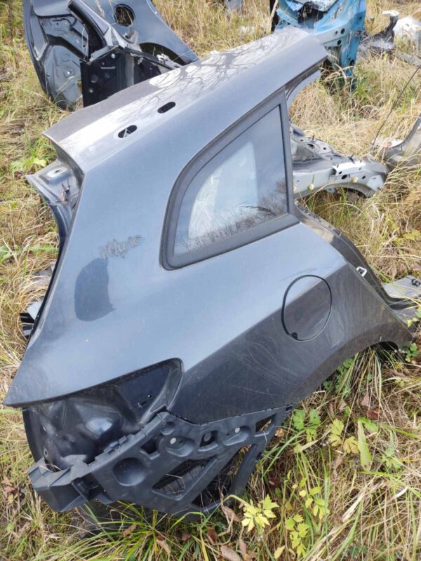 Б/У Четверть задня права RENAULT MEGANE III 8149282700