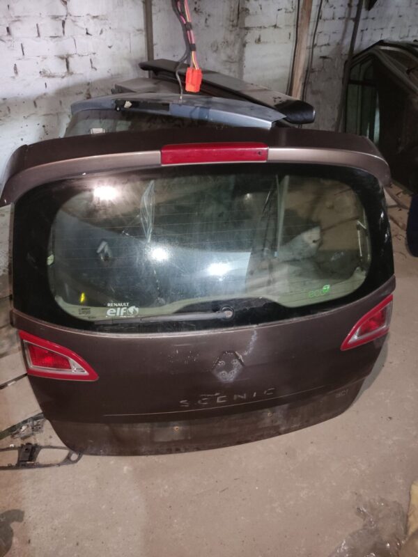Б/У Кришка багажника (ляда) RENAULT SCENIC III 901002669r