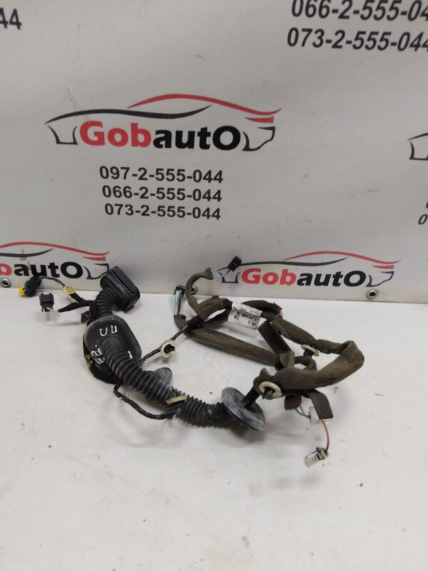 Б/У Проводка дверей передня права RENAULT MEGANE III M129 241241649R