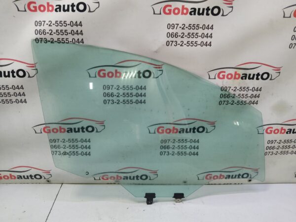 Б/У Скло перед права дверки NISSAN LEAF 80300-3NF0A