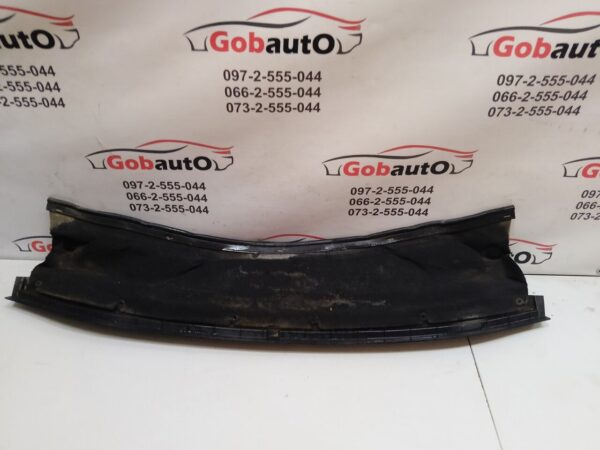 Б/У Накладка (жабо) під лобове скло RENAULT SCENIC III XMO М111 668100006R