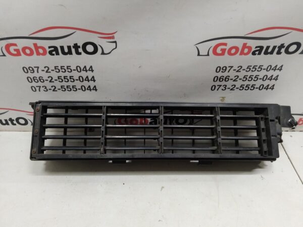 Б/У Жалюзі радіатора ( решітка )  NISSAN QASHQAI J11 M114 623224EA0A