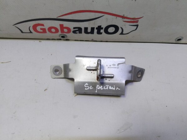 Б/У Петля замка капоту  RENAULT SCENIC III 656200015R