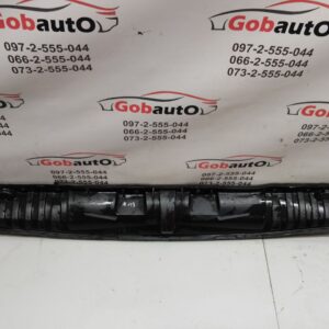 Б/У Накладка під лобове скло RENAULT MEGANE III Універсал  668101847R
