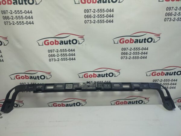 Б/У Кронштейн центральний зад бампера седан VOLKSWAGEN PASSAT B6 PASSAT B7 3C5807863 VAG