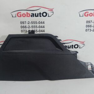 Б/У Накладка центральної консолі бокова права PEUGEOT 3008 9682928777