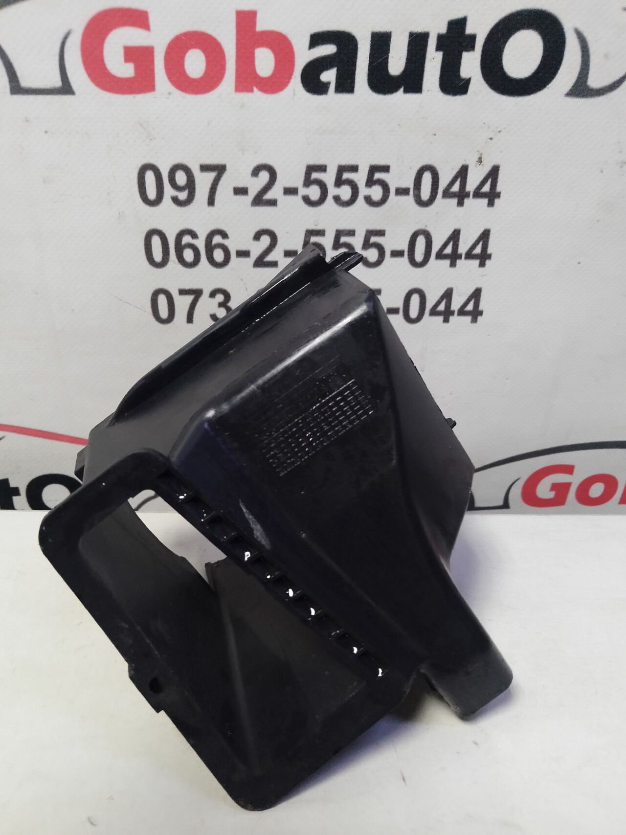 Б/У Повітропровід канал правий PEUGEOT 3008 9685458180