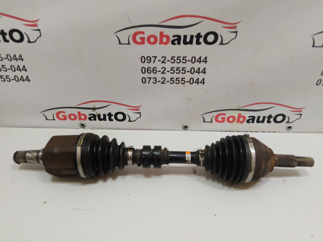 Б/У Піввісь ліва 1