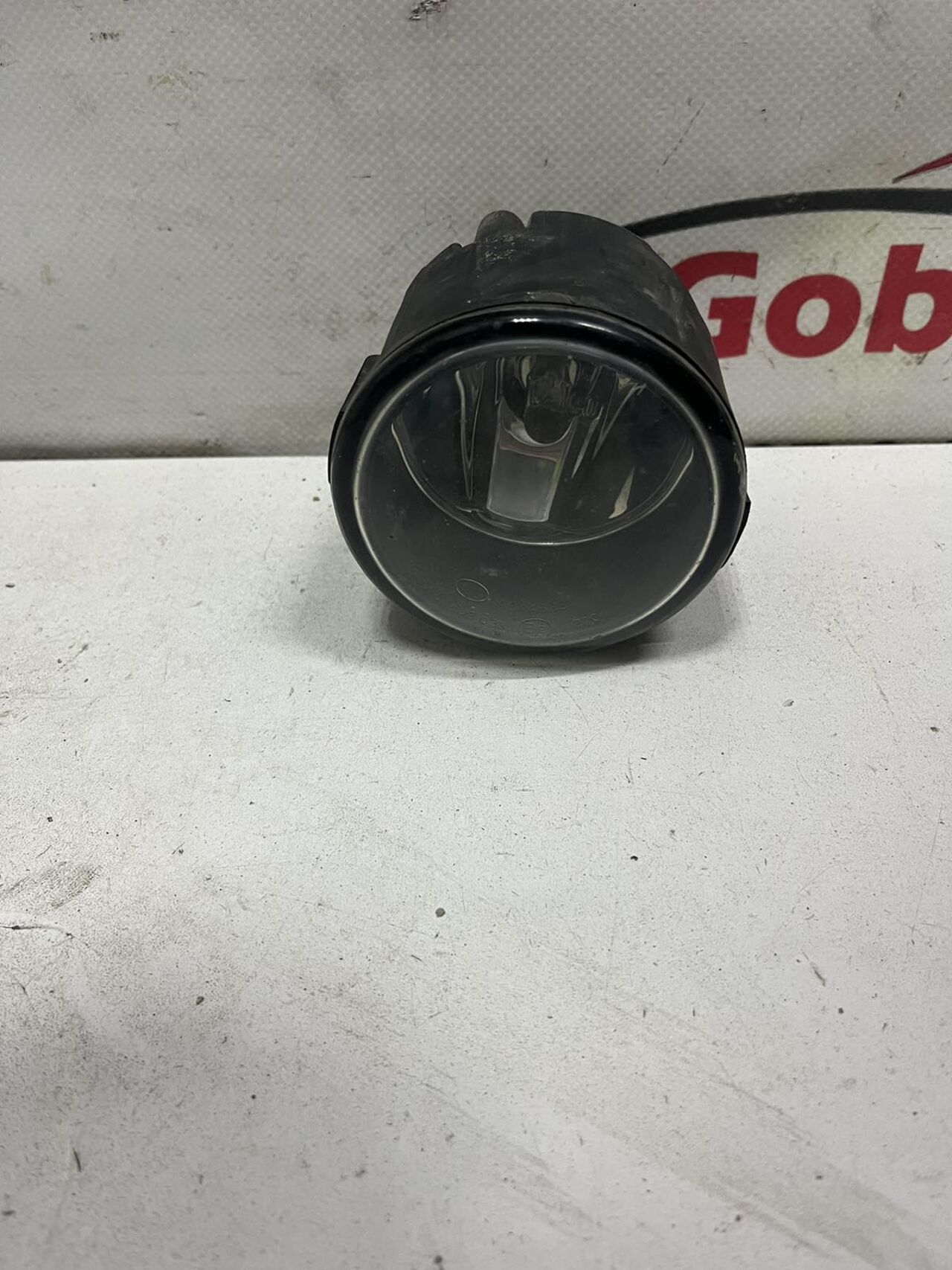 Б/У Фара протитуманна передня ліва / права NISSAN JUKE 261508992B