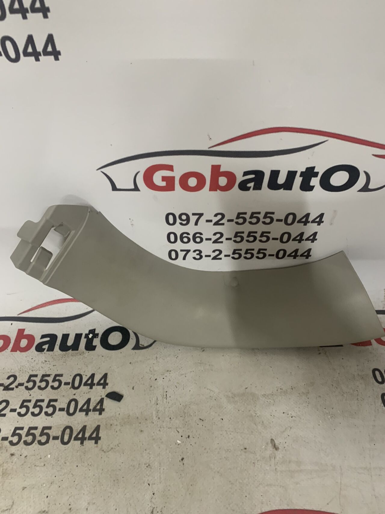 Б/У Накладка дверей багажника права NISSAN LEAF 90902-3NF0A