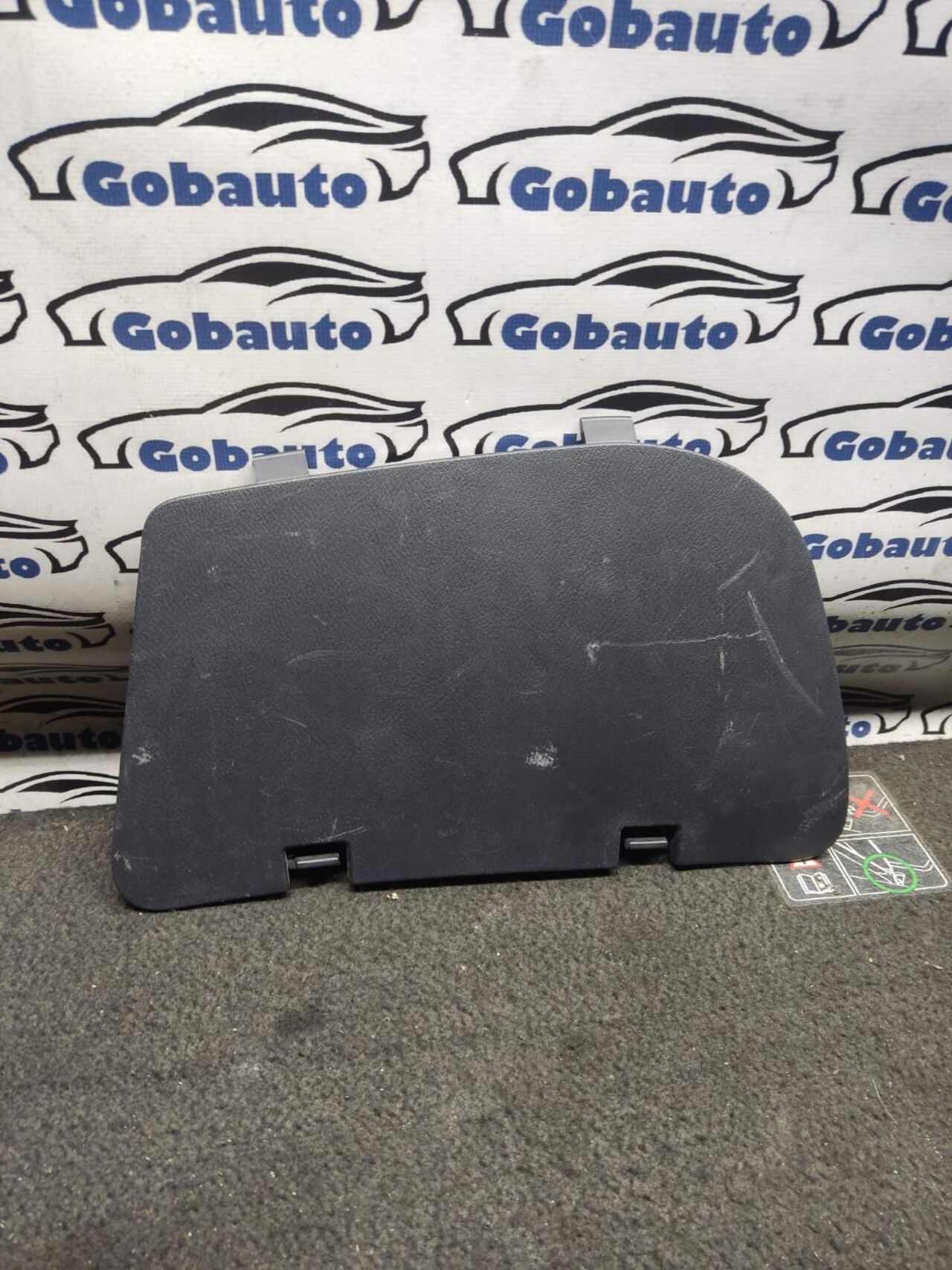 Б/У Кришка бардачка багажника NISSAN LEAF 84959-3NF0A