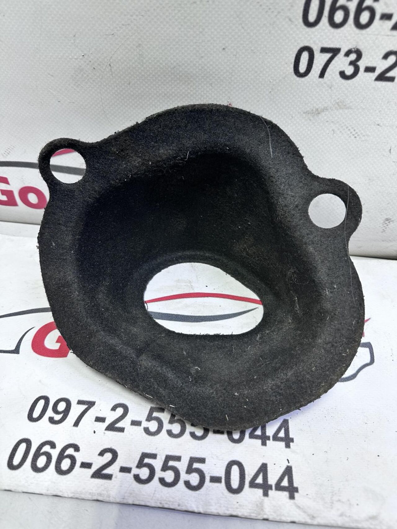 Б/У Обезшумка куліси коробки передач NISSAN JUKE 679321KE0A