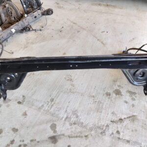 Б/У Балка задня NISSAN LEAF 555013NF0B