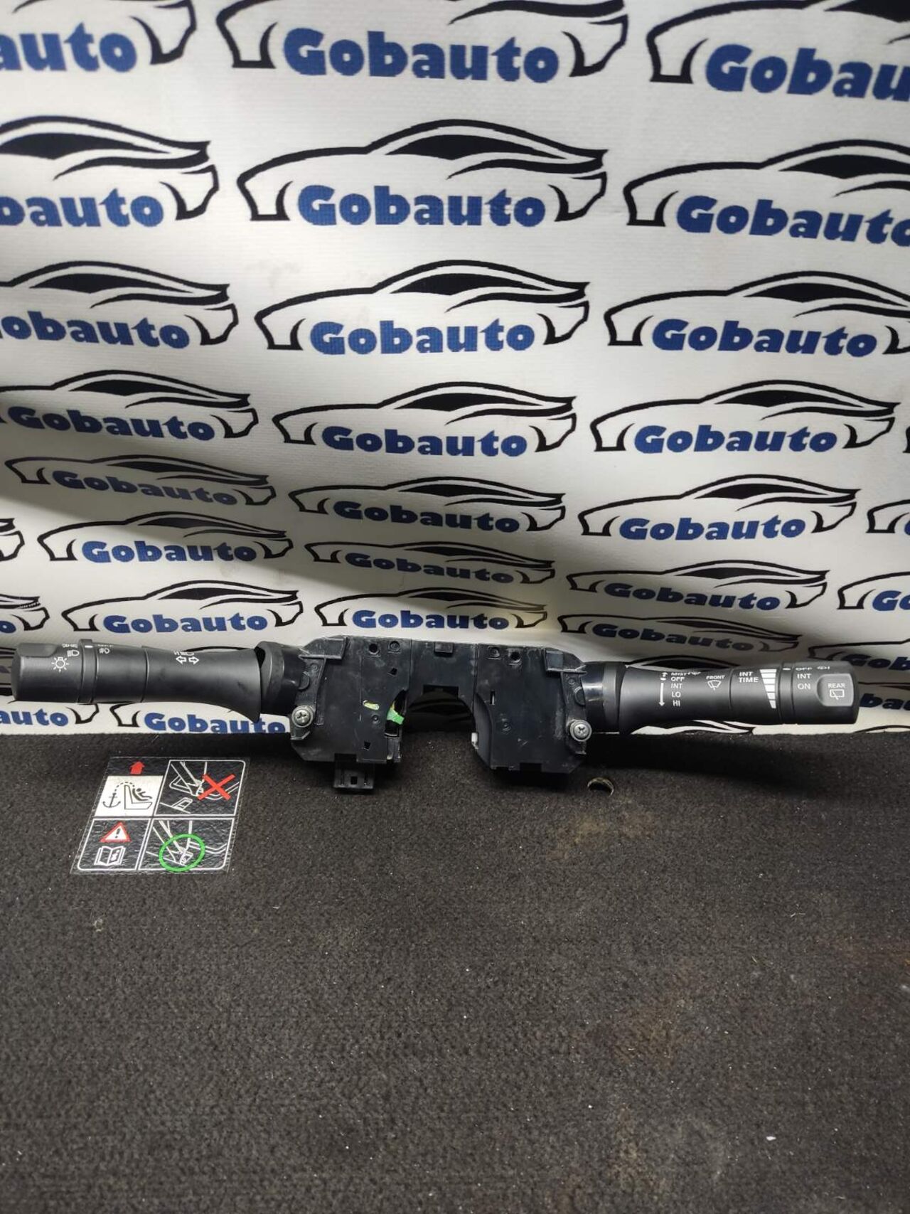 Б/У Перемикач світла NISSAN LEAF 25560JV02A