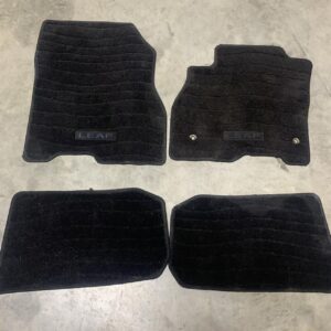 Б/У Комплект килимків NISSAN LEAF 999E2-8Z101