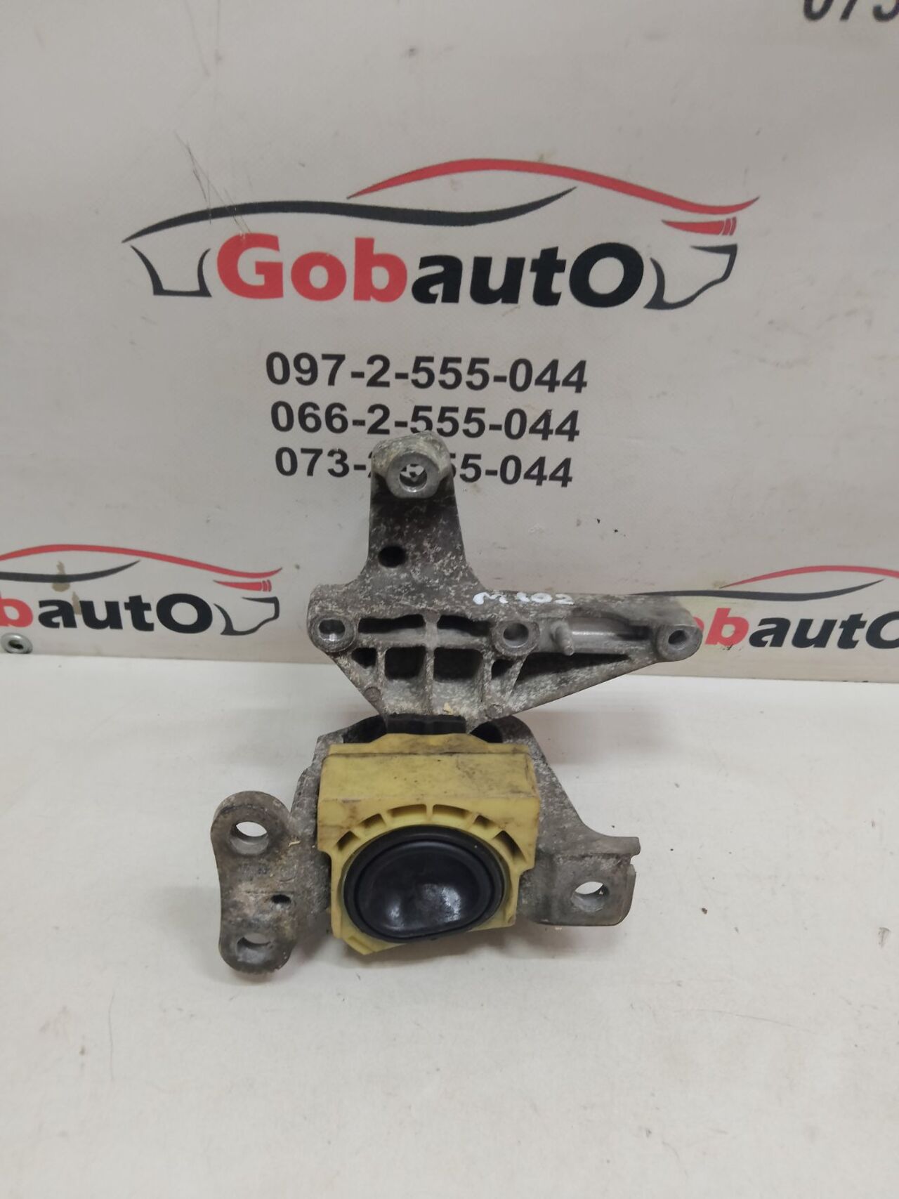 Б/У Подушка двигуна RENAULT MEGANE III M102 Хетчбек 112843504R