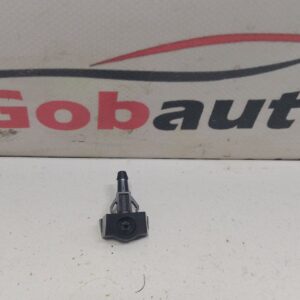 Б/У Форсунка омивача перед права NISSAN LEAF 28932-3NF0A