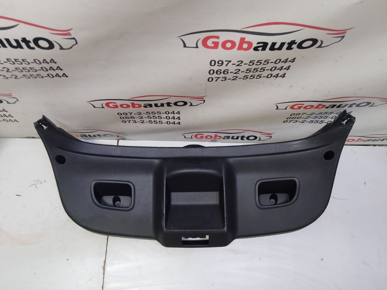 Б/У Обшивка кришки багажника карта RENAULT MEGANE III COUPE 909000162R