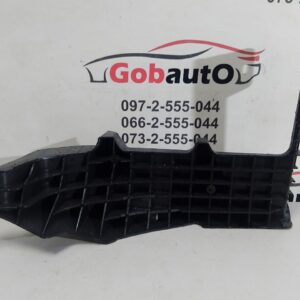 Б/У Кронштейн кріплення заднього бампера  лівий PEUGEOT 3008 9685935780