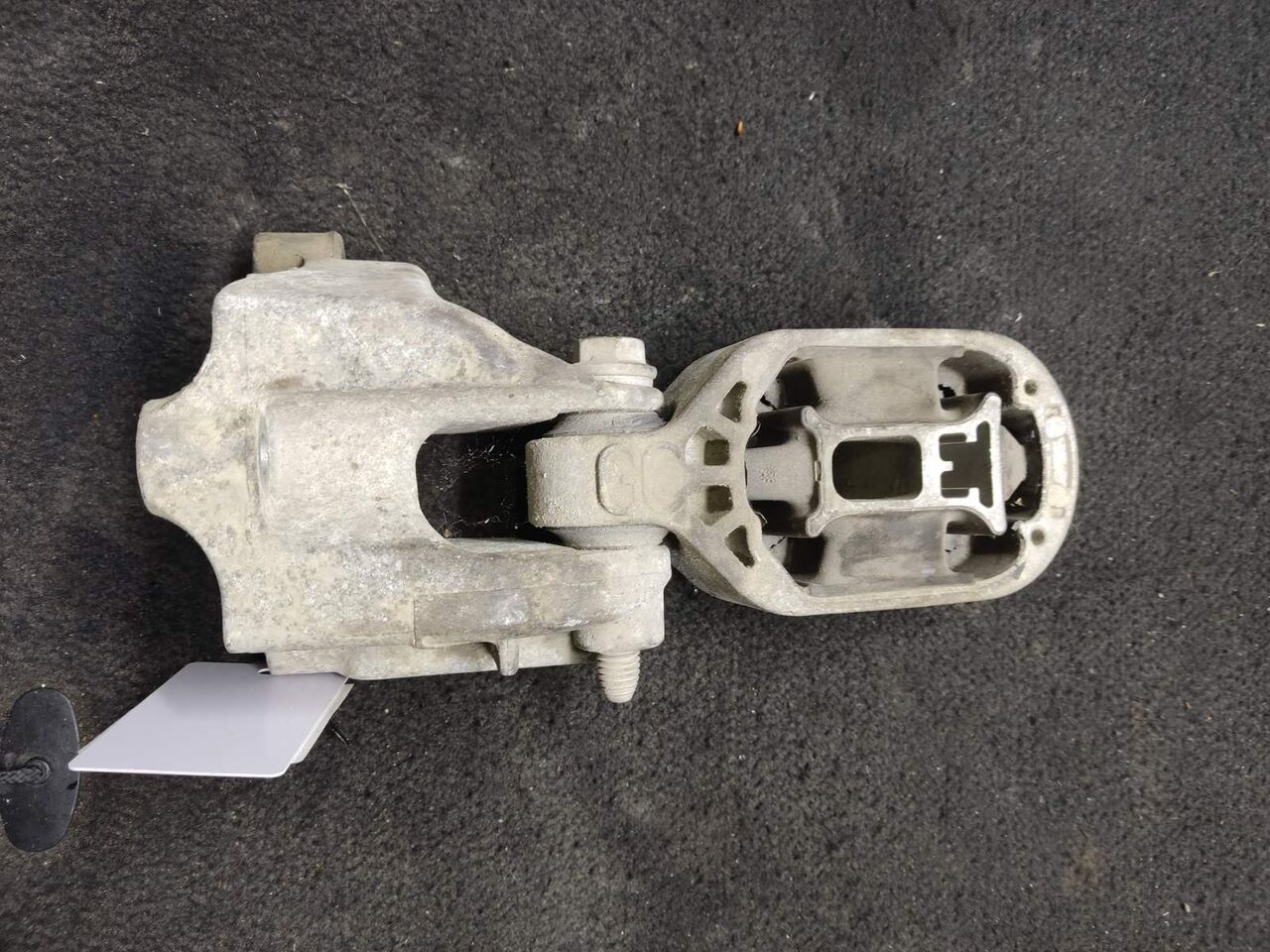 Б/У Кронштейн двигуна RENAULT MEGANE III Scenic III 113320013r