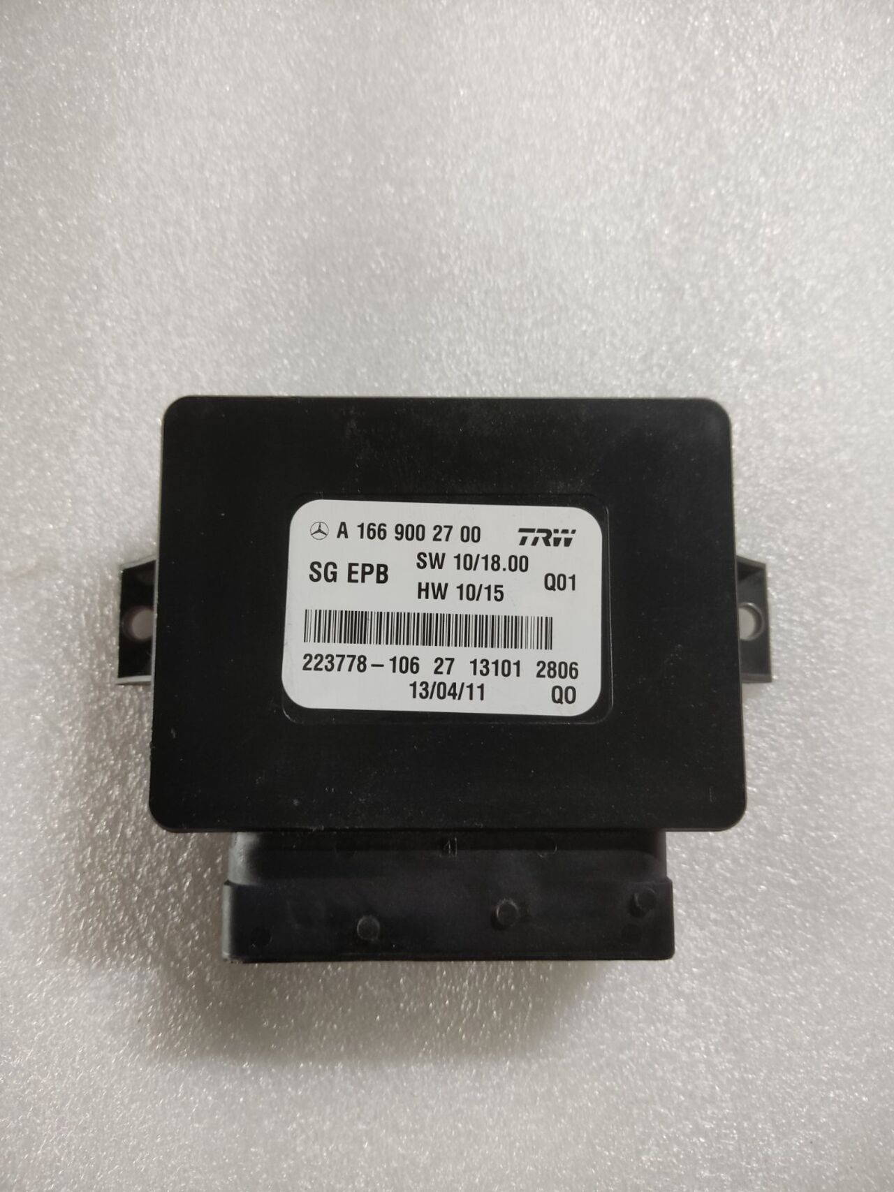 Б/У Модуль блок керування стоянковим гальмом MERCEDES A180 W176 A 166 900 27 00