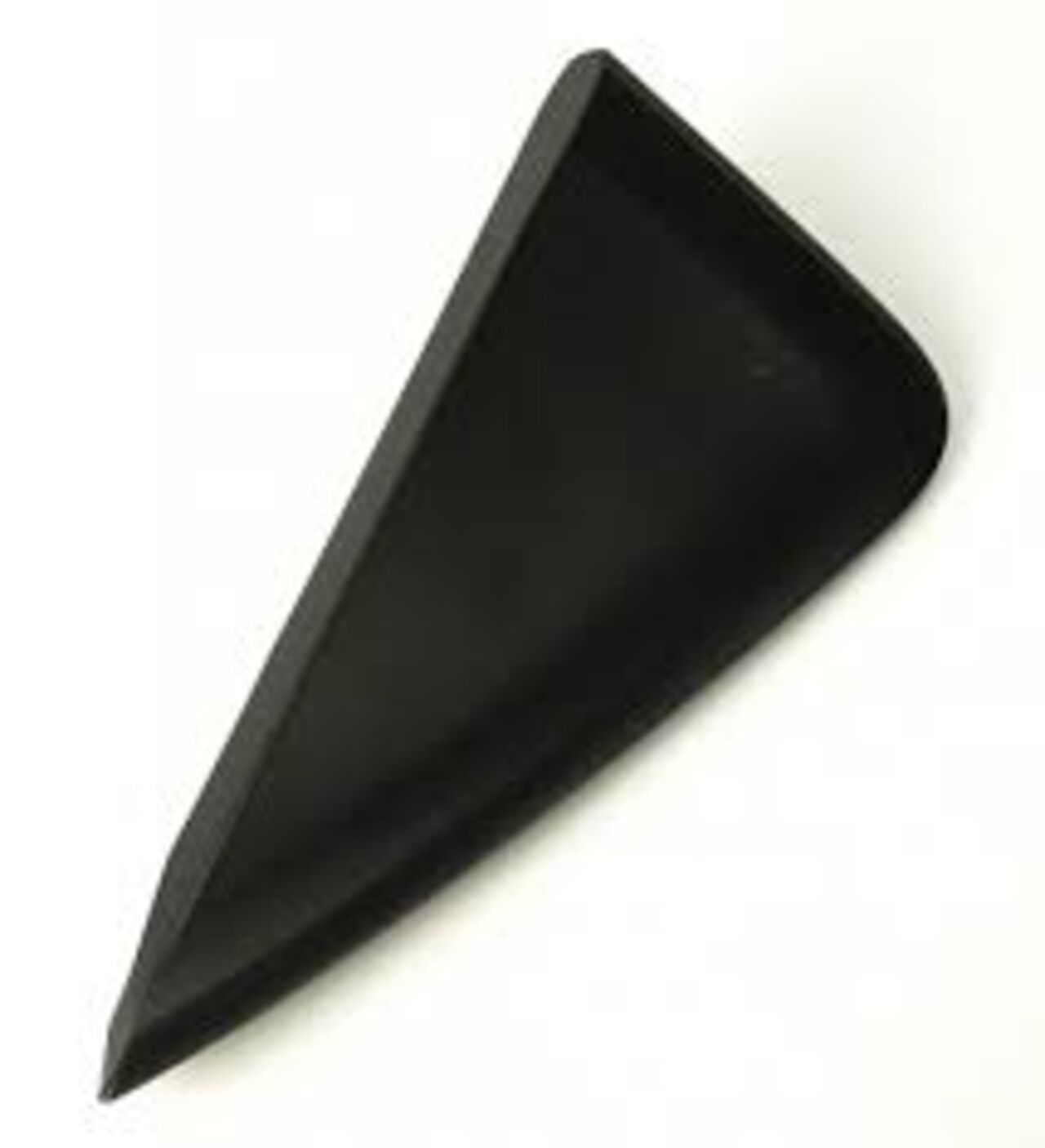 Б/У Заглушка зад крила лівий NISSAN LEAF 78127-3NF0A