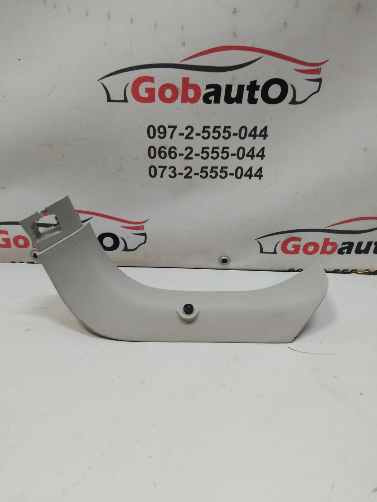 Б/У Обшивка кришки багажника права RENAULT MEGANE III хетчбек 909020005R