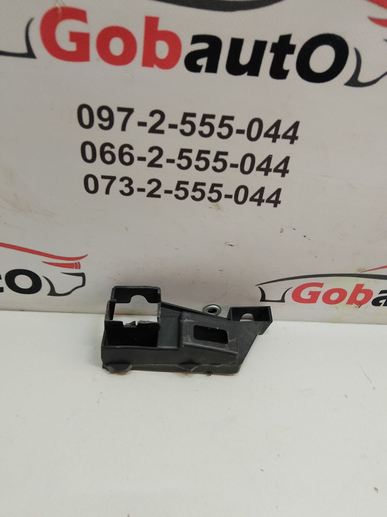 Б/У Кріплення бампера переднє ліве RENAULT SCENIC III XMO М111 620951537R