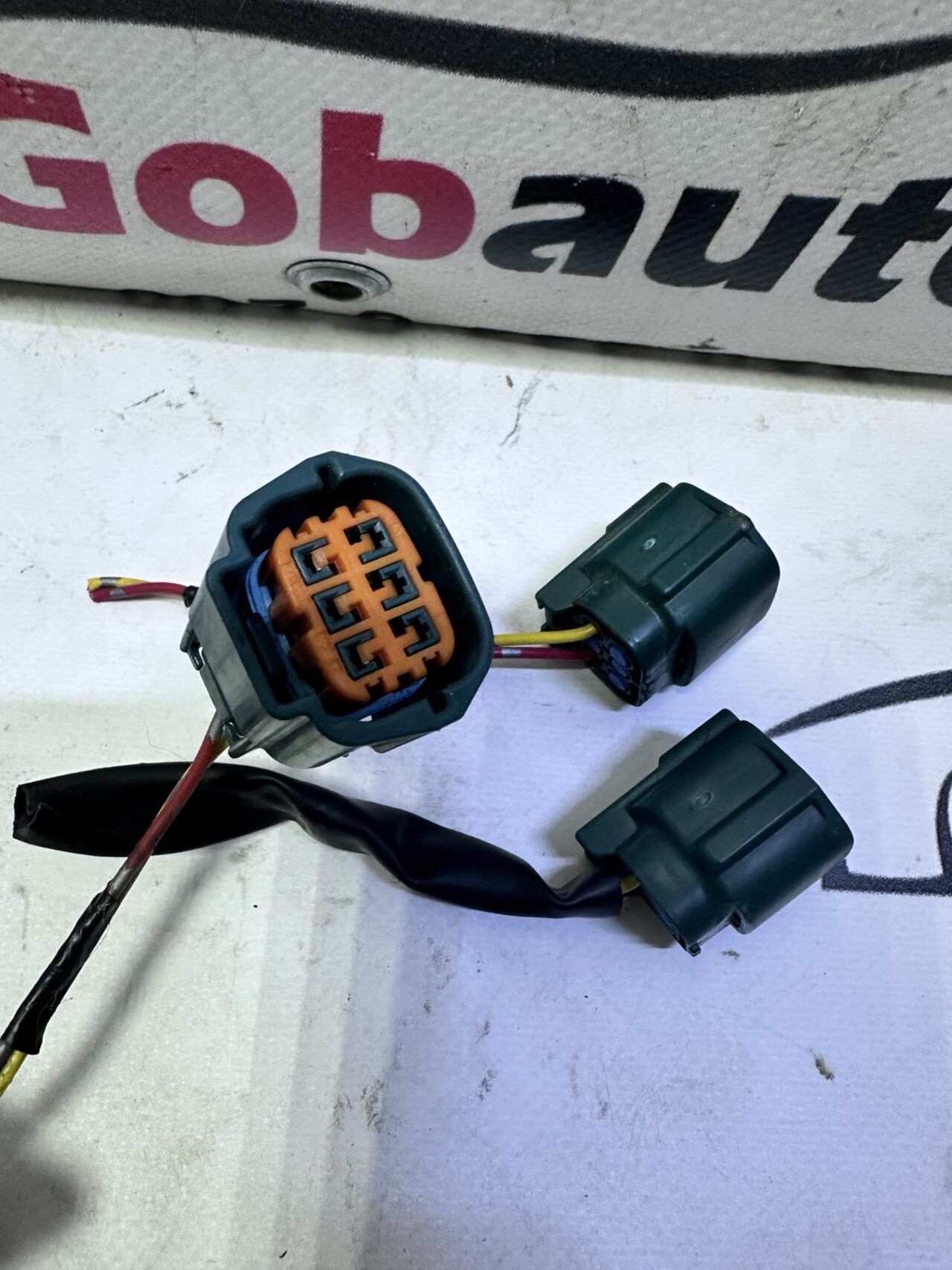 Б/У Фішка проводки склопійомника 2 контакти NISSAN JUKE 4744