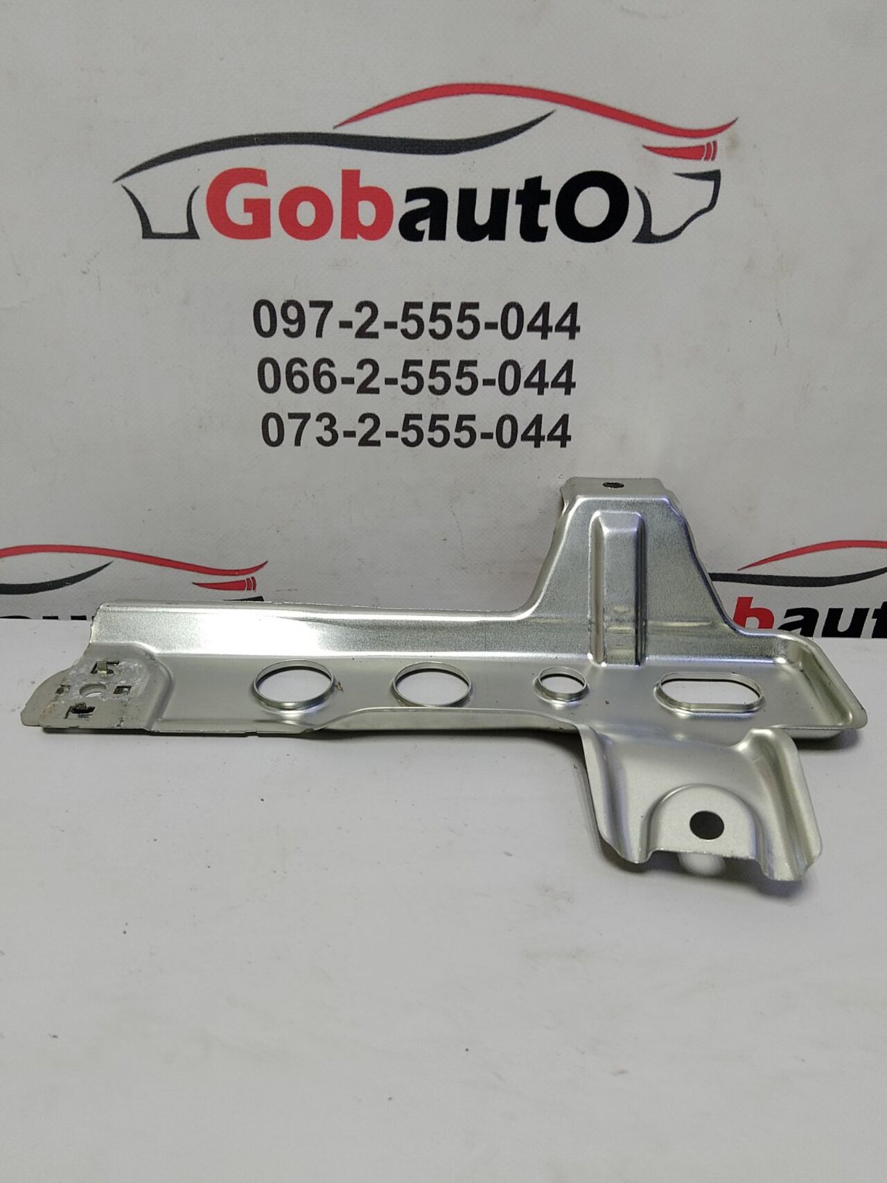 Б/У Тримач кронштейна кріплення двигуна MERCEDES C 220 W204 A2046180269