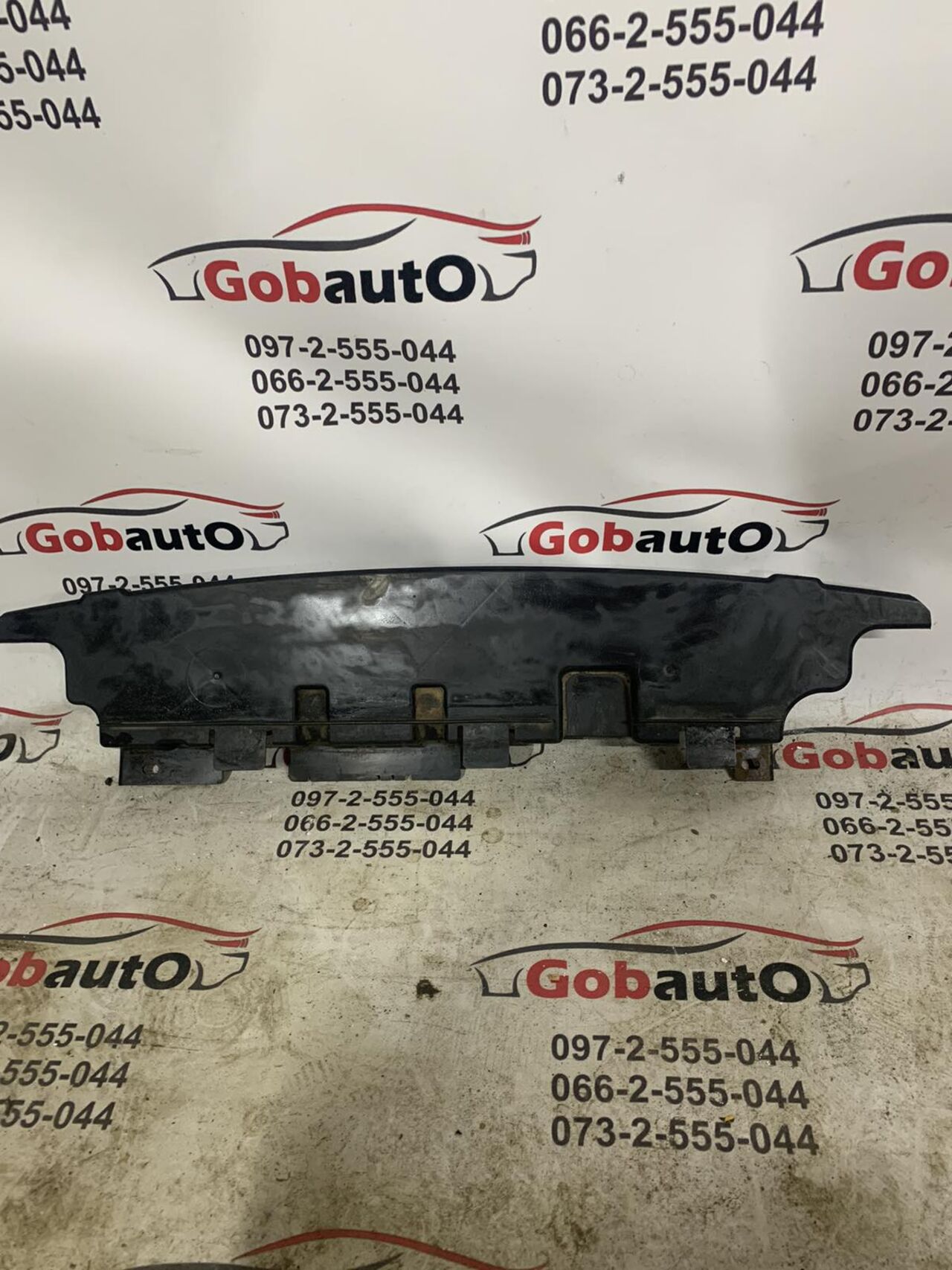 Б/У Дефлектор радіатора нижній центральний NISSAN QASHQAI J10 62820JD50A