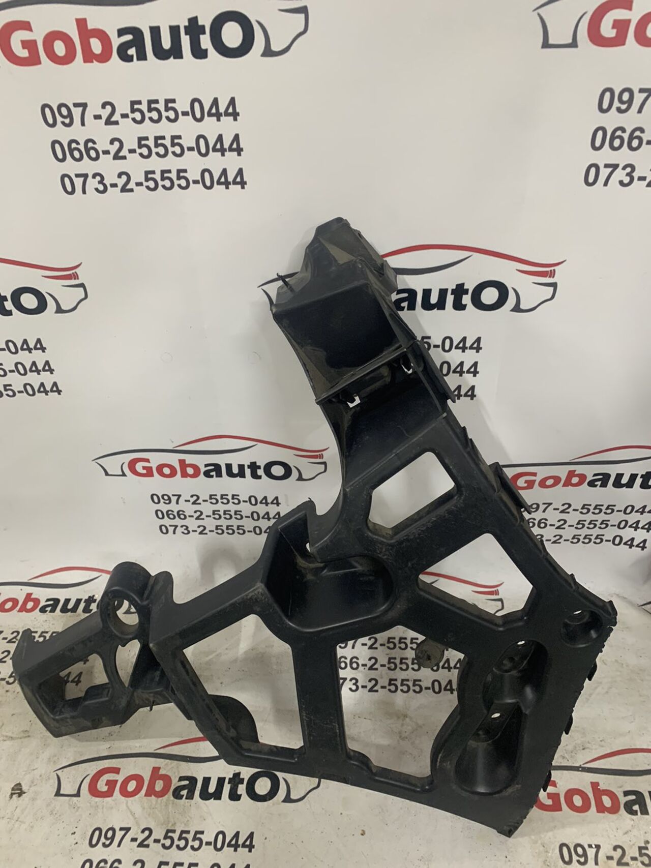 Б/У Кронштейн бампера заднього правий хетчбек RENAULT MEGANE III 850440006R