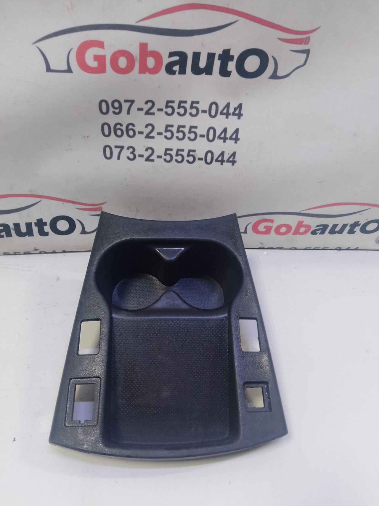 Б/У Накладка підлокотника гола NISSAN LEAF 68962-3NF0A