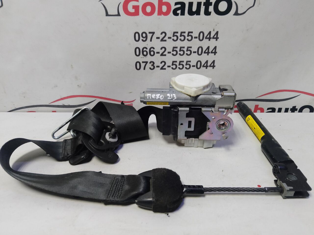 Б/У Ремінь безпеки передній лівий з піропатроном PEUGEOT 3008 98019799XX