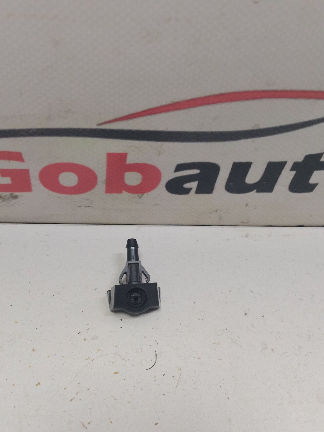 Б/У Форсунка омивача перед права NISSAN LEAF 28932-3NF0A